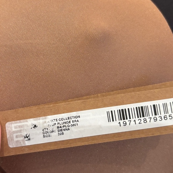 SKIMS Ultimate Push Up Nipple Bra in Sienna 32B NWT NEW - Picture 4 of 5